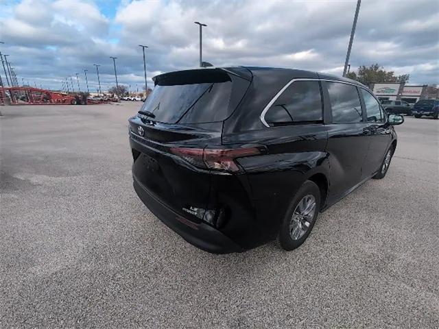 used 2024 Toyota Sienna car, priced at $40,995