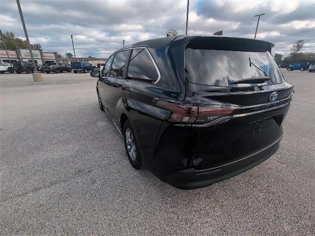 used 2024 Toyota Sienna car, priced at $40,995