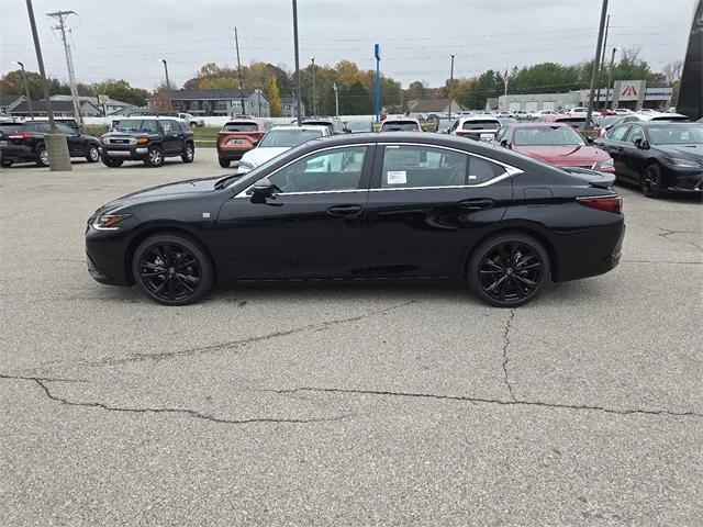 new 2025 Lexus ES 300h car, priced at $50,290