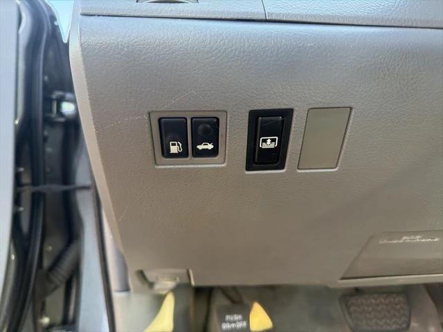 used 2009 Toyota Avalon car, priced at $9,950