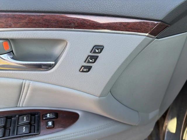 used 2009 Toyota Avalon car, priced at $9,950