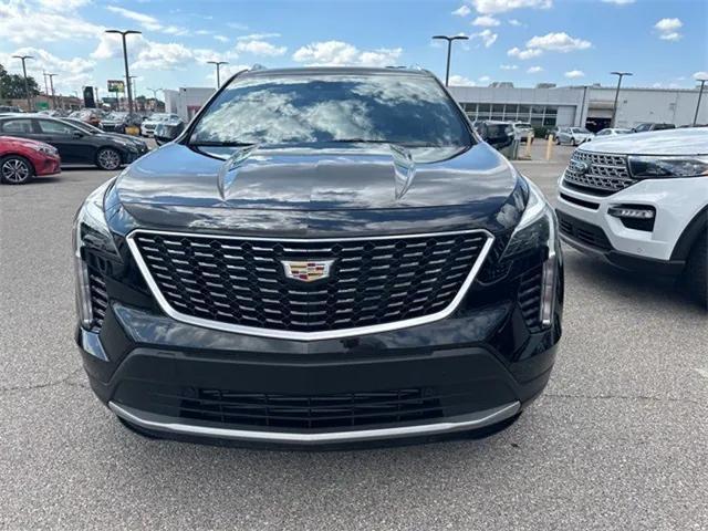 used 2021 Cadillac XT4 car, priced at $27,350