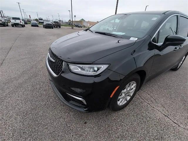 used 2023 Chrysler Pacifica car, priced at $24,850