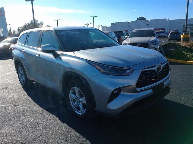 used 2025 Toyota Highlander car, priced at $36,993