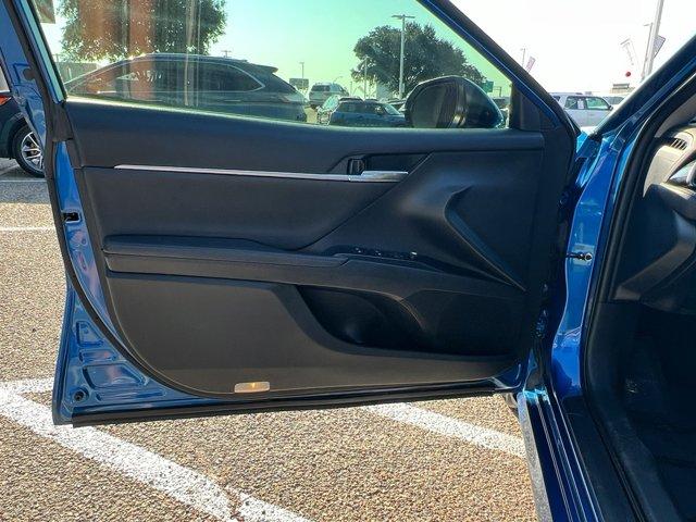 used 2020 Toyota Camry Hybrid car, priced at $21,995