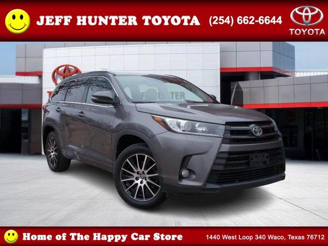 used 2017 Toyota Highlander car, priced at $18,995