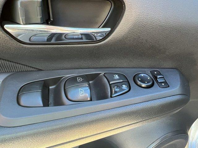 used 2024 Nissan Kicks car