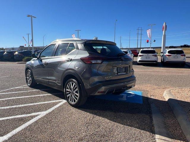 used 2024 Nissan Kicks car