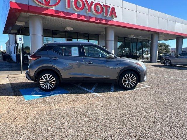 used 2024 Nissan Kicks car