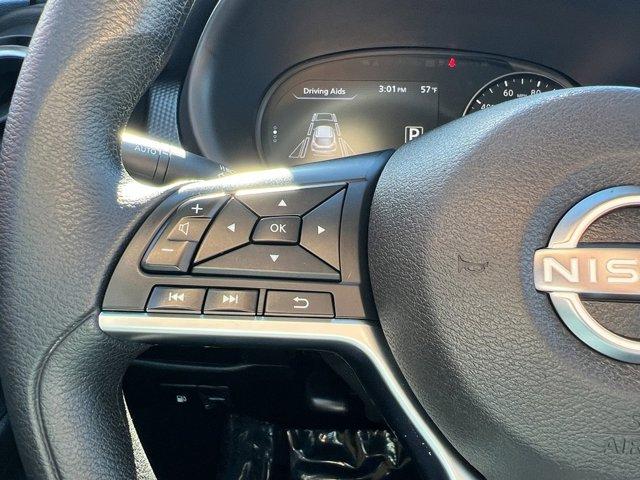 used 2024 Nissan Kicks car