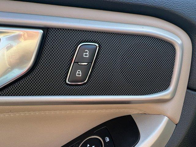 used 2022 Ford Explorer car, priced at $23,995