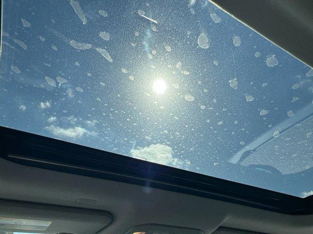 used 2021 Toyota Highlander Hybrid car, priced at $33,295