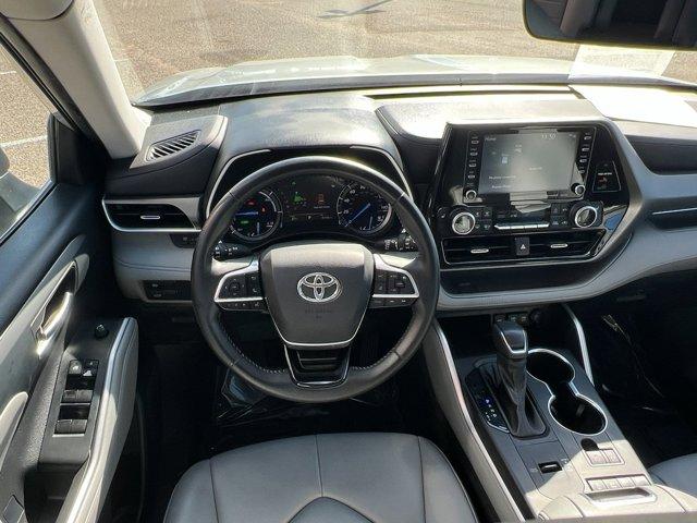 used 2021 Toyota Highlander Hybrid car, priced at $33,295