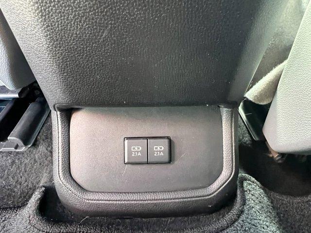 used 2021 Toyota Highlander Hybrid car, priced at $33,295