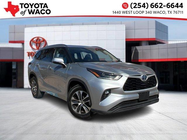 used 2021 Toyota Highlander Hybrid car, priced at $33,295