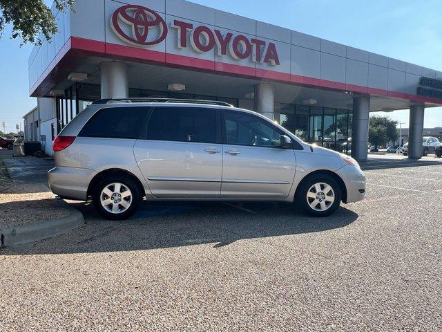 used 2007 Toyota Sienna car, priced at $12,995