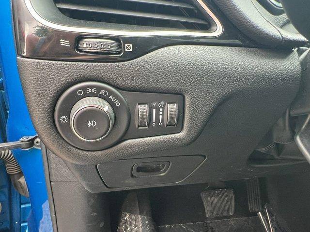 used 2021 Jeep Cherokee car, priced at $17,995