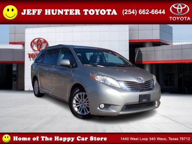 used 2016 Toyota Sienna car, priced at $18,995