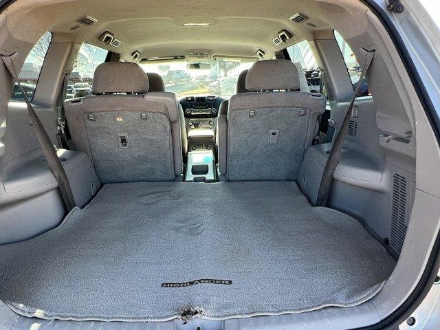 used 2012 Toyota Highlander car, priced at $11,995