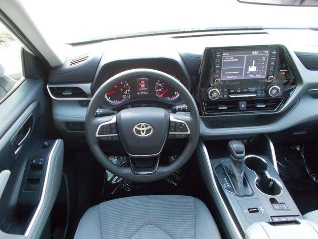 used 2021 Toyota Highlander car, priced at $27,595