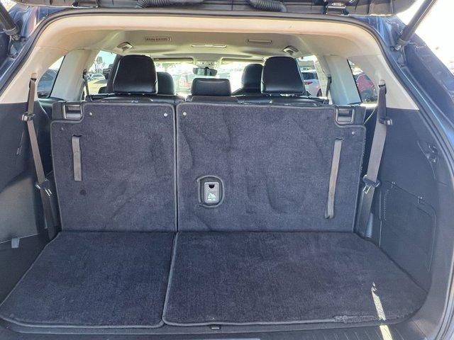 used 2022 Toyota Highlander car