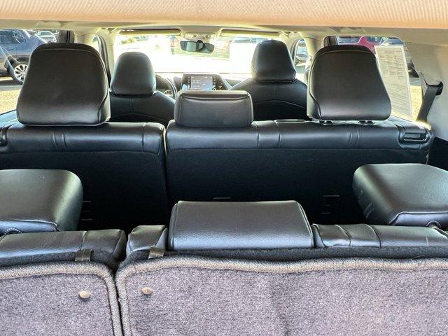 used 2022 Toyota Highlander car