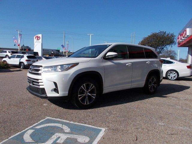 used 2018 Toyota Highlander car