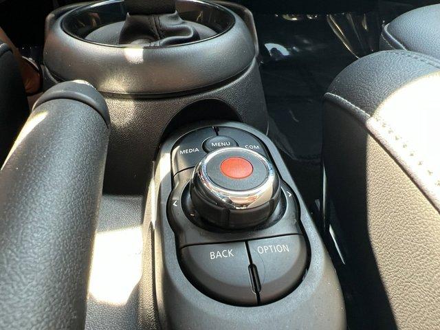 used 2022 MINI Hardtop car, priced at $24,995