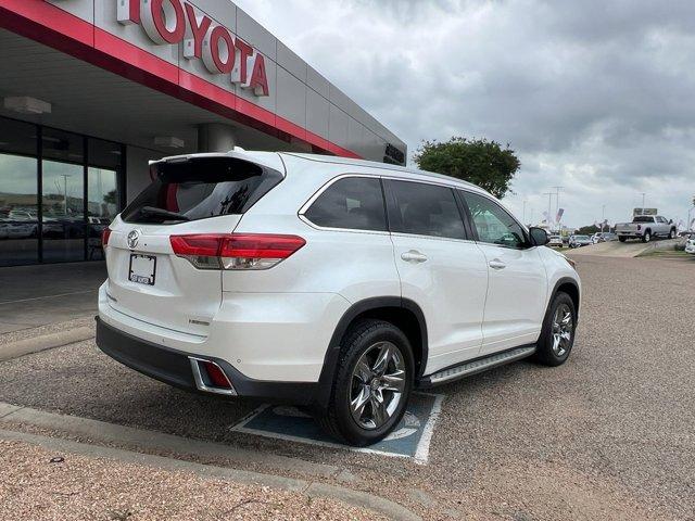 used 2019 Toyota Highlander car, priced at $32,995