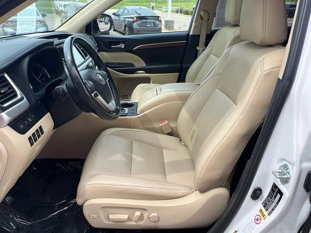 used 2019 Toyota Highlander car, priced at $32,995