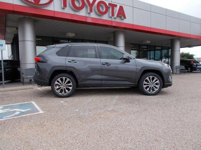 used 2020 Toyota RAV4 car, priced at $25,995