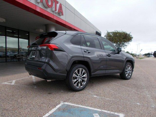 used 2020 Toyota RAV4 car, priced at $25,995