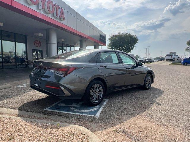 used 2024 Hyundai Elantra car