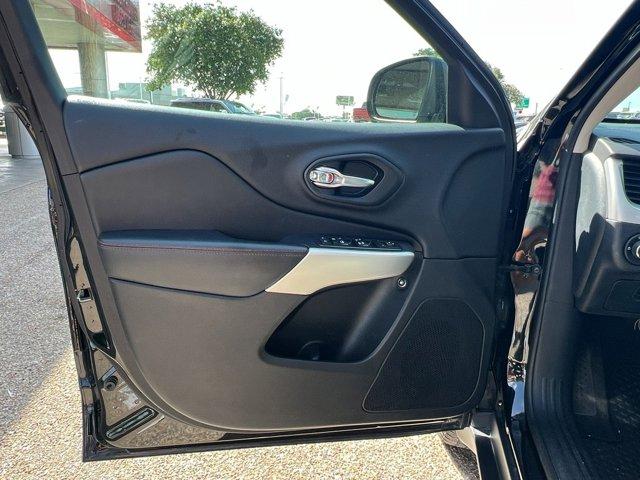 used 2018 Jeep Cherokee car, priced at $20,995