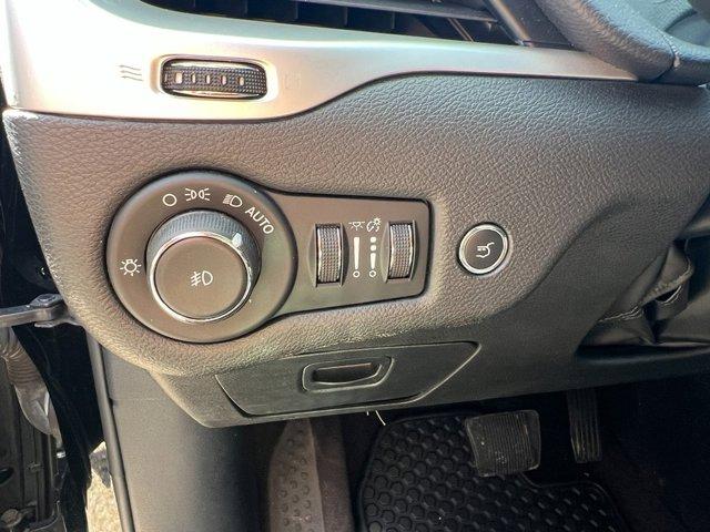 used 2018 Jeep Cherokee car, priced at $20,995