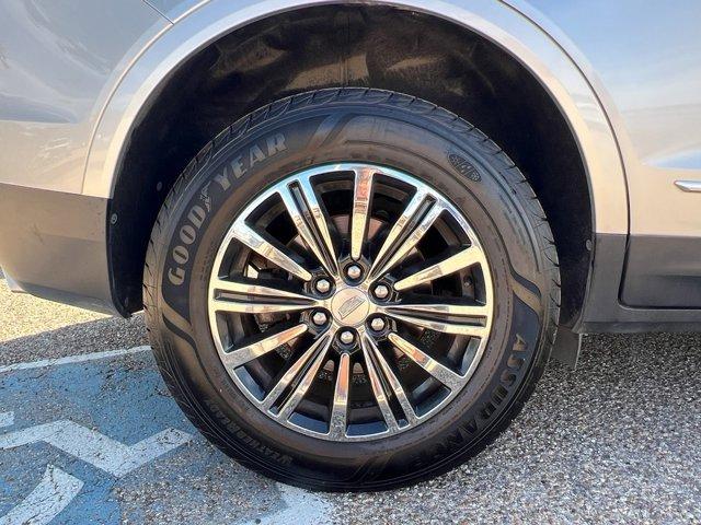 used 2019 Cadillac XT5 car, priced at $19,995