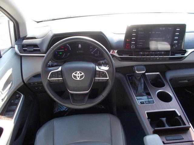 used 2021 Toyota Sienna car