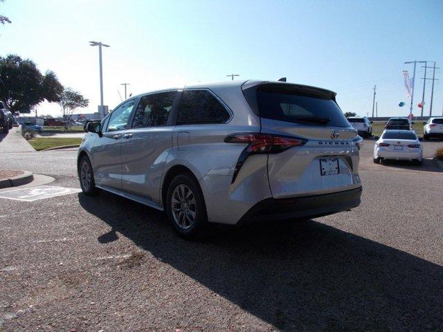 used 2021 Toyota Sienna car