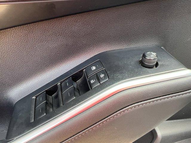 used 2022 Toyota Highlander car, priced at $34,995