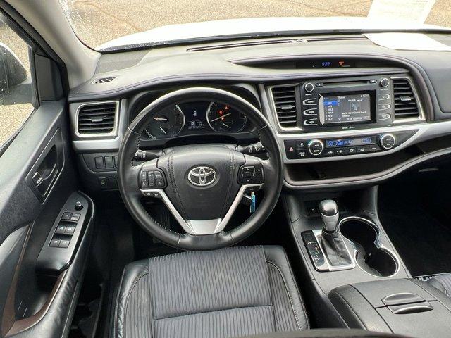 used 2015 Toyota Highlander car, priced at $18,995