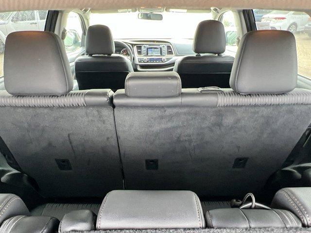 used 2015 Toyota Highlander car, priced at $18,995