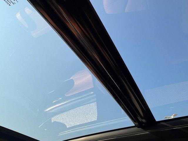 used 2023 Toyota Highlander car, priced at $39,995