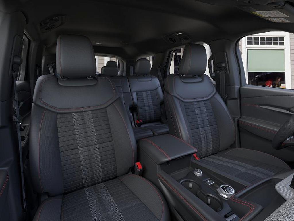 new 2025 Ford Explorer car, priced at $48,137