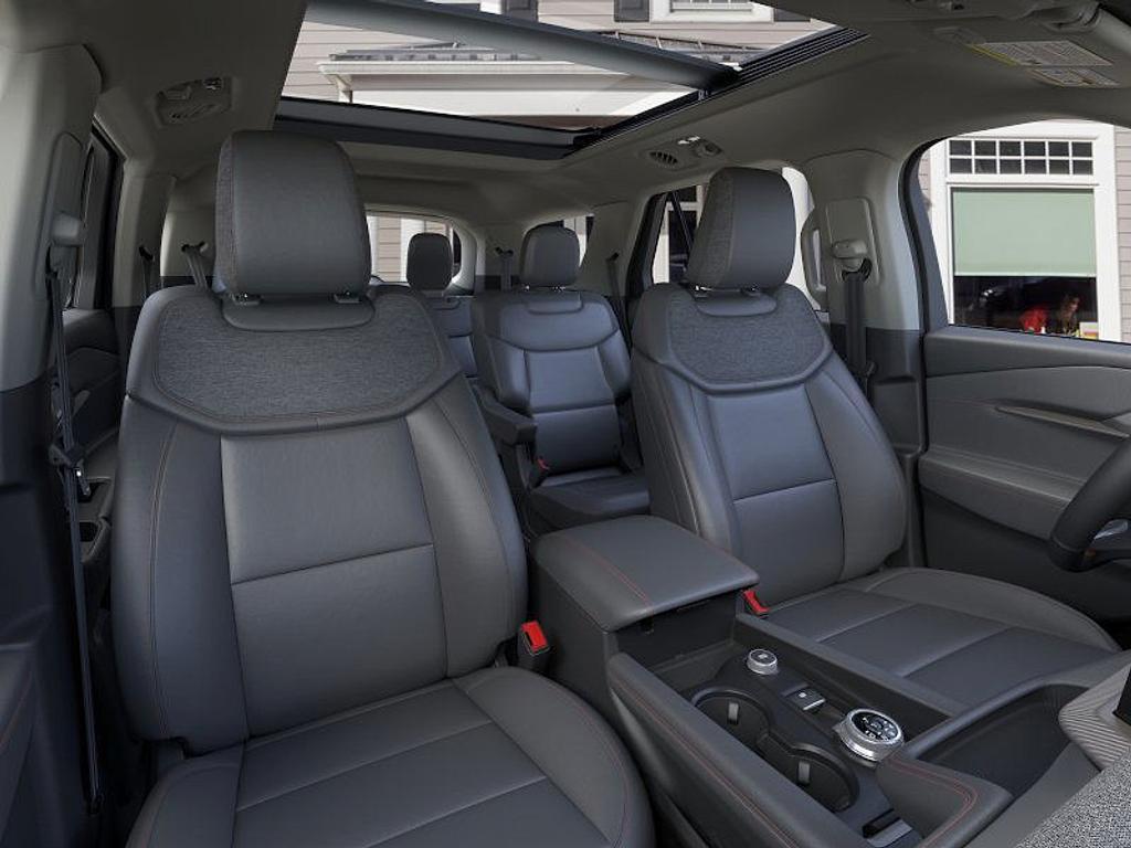 new 2025 Ford Explorer car, priced at $47,440