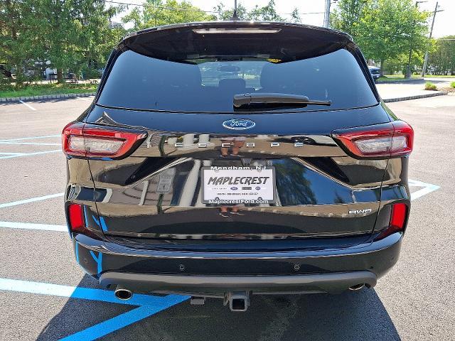 used 2023 Ford Escape car, priced at $25,900