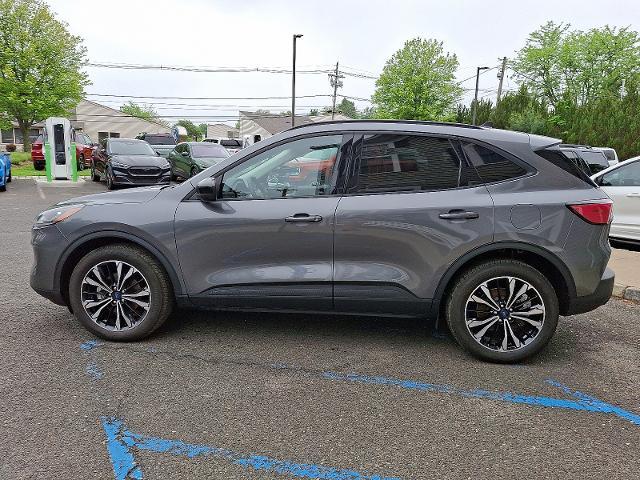 used 2022 Ford Escape car, priced at $24,297