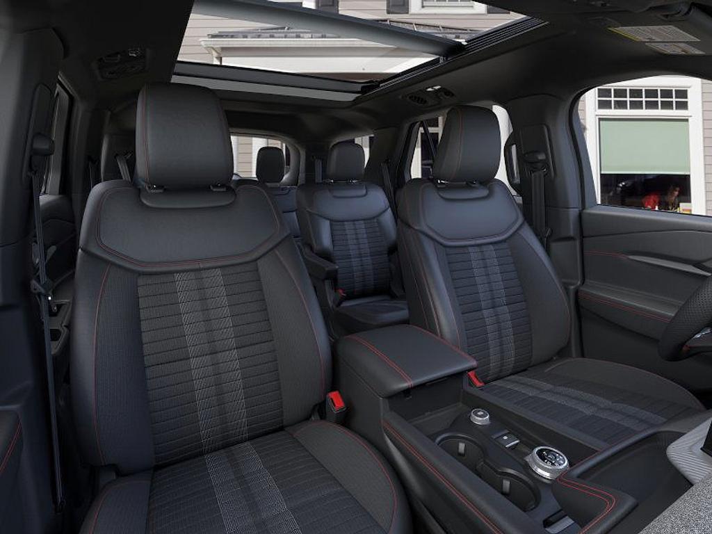 new 2025 Ford Explorer car, priced at $47,920