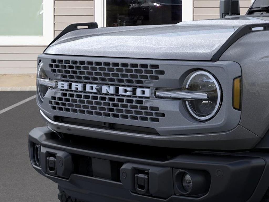 new 2025 Ford Bronco car, priced at $77,556