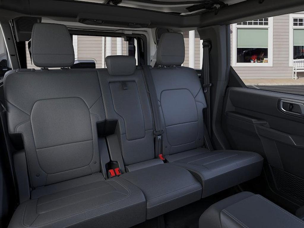 new 2025 Ford Bronco car, priced at $77,556