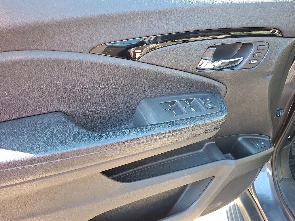 used 2016 Honda Pilot car, priced at $16,985